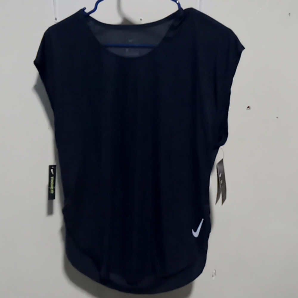 Women's Nike top